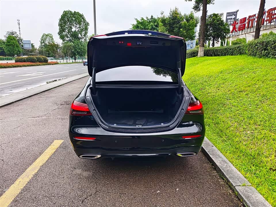 Mercedes-Benz E-class Mercedes-Benz E-class
