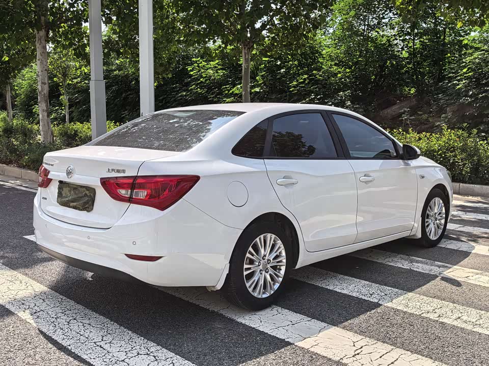 Buick Yinglang