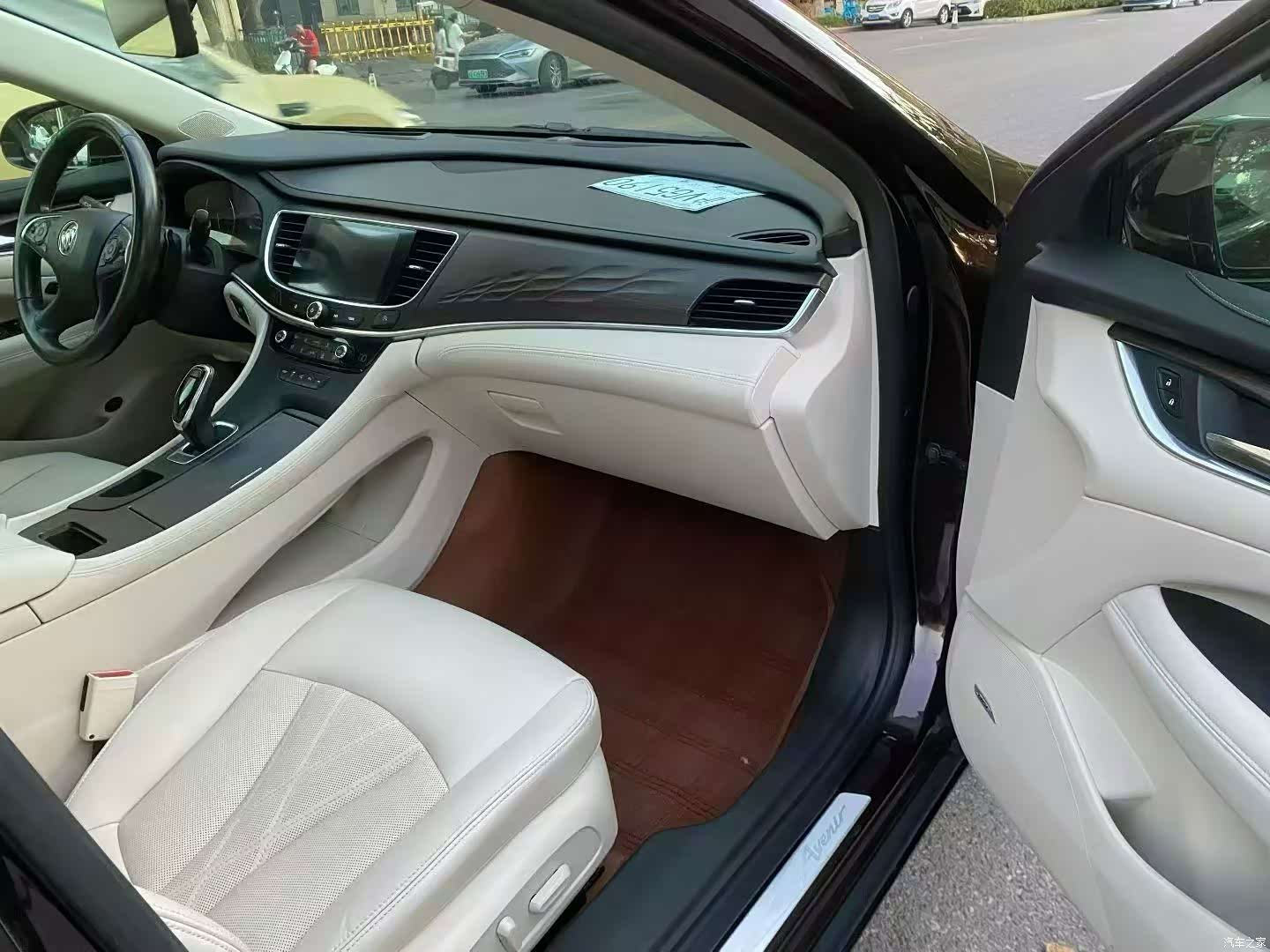 Buick LaCrosse, 2022 3