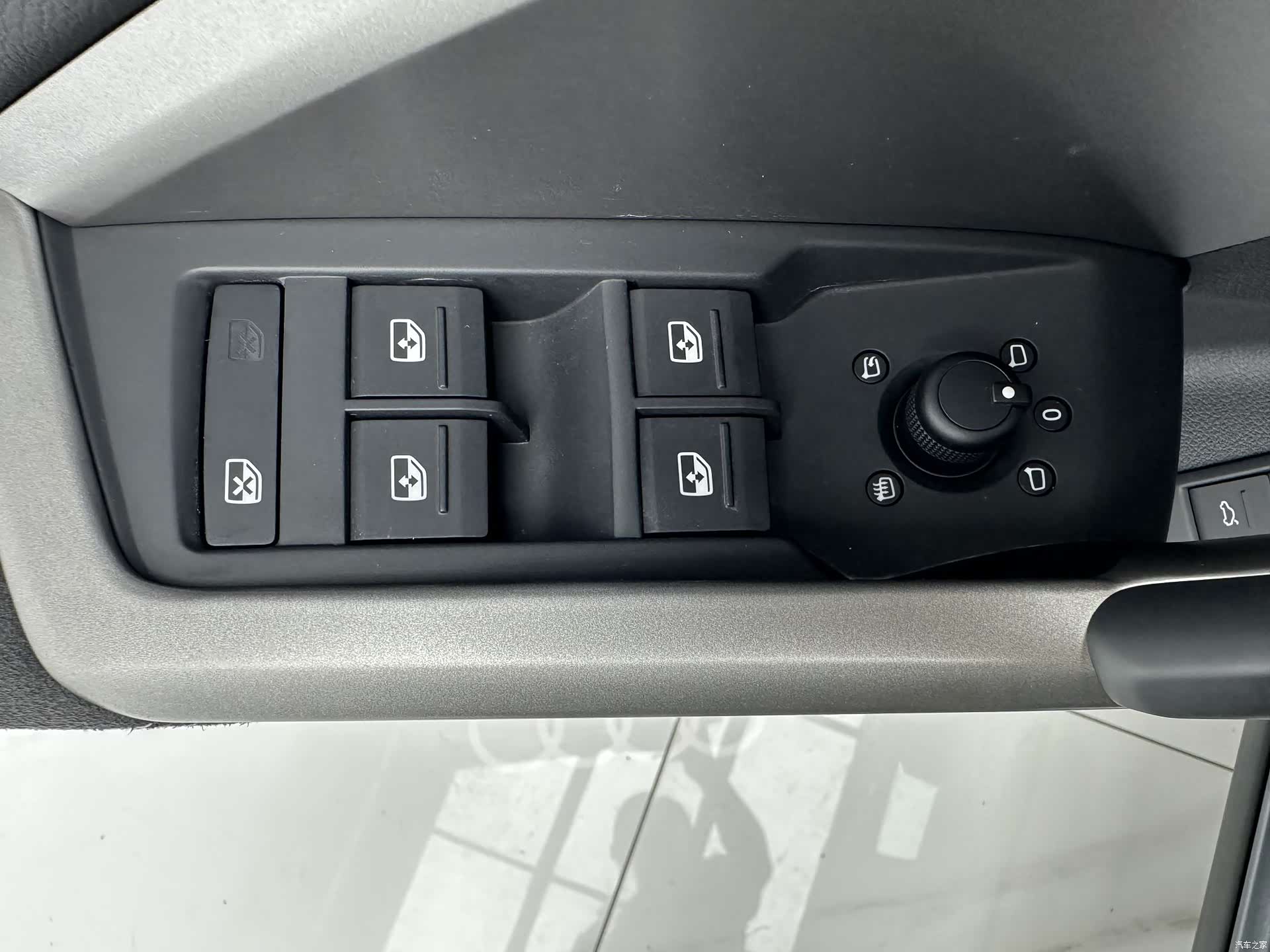 Audi Q3, 2022 12
