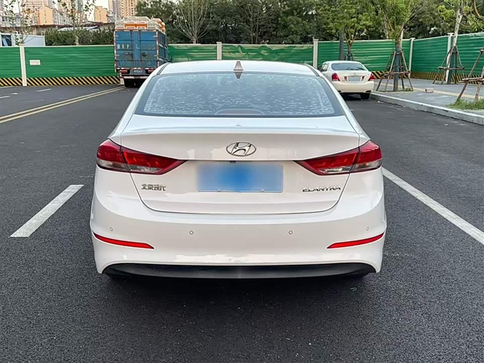 Hyundai Lead