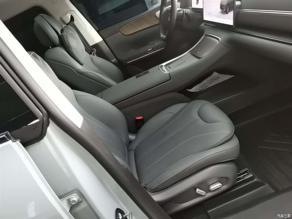 Leapmotor C11, 2026 25