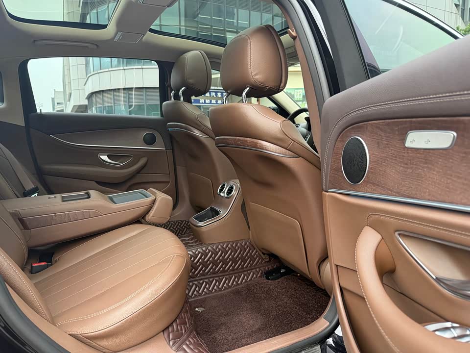 Mercedes-Benz E-class Mercedes-Benz E-class