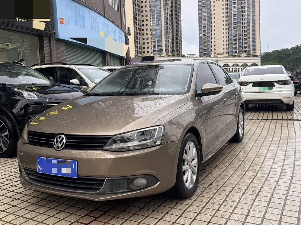 Volkswagen Sagitar