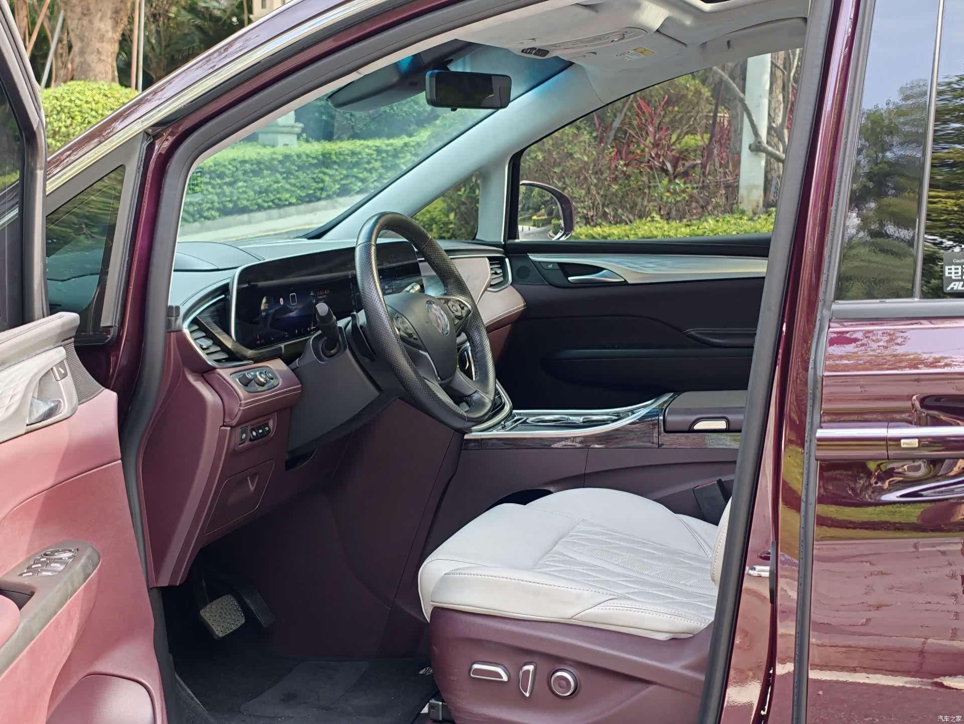 Buick GL8, 2023 4