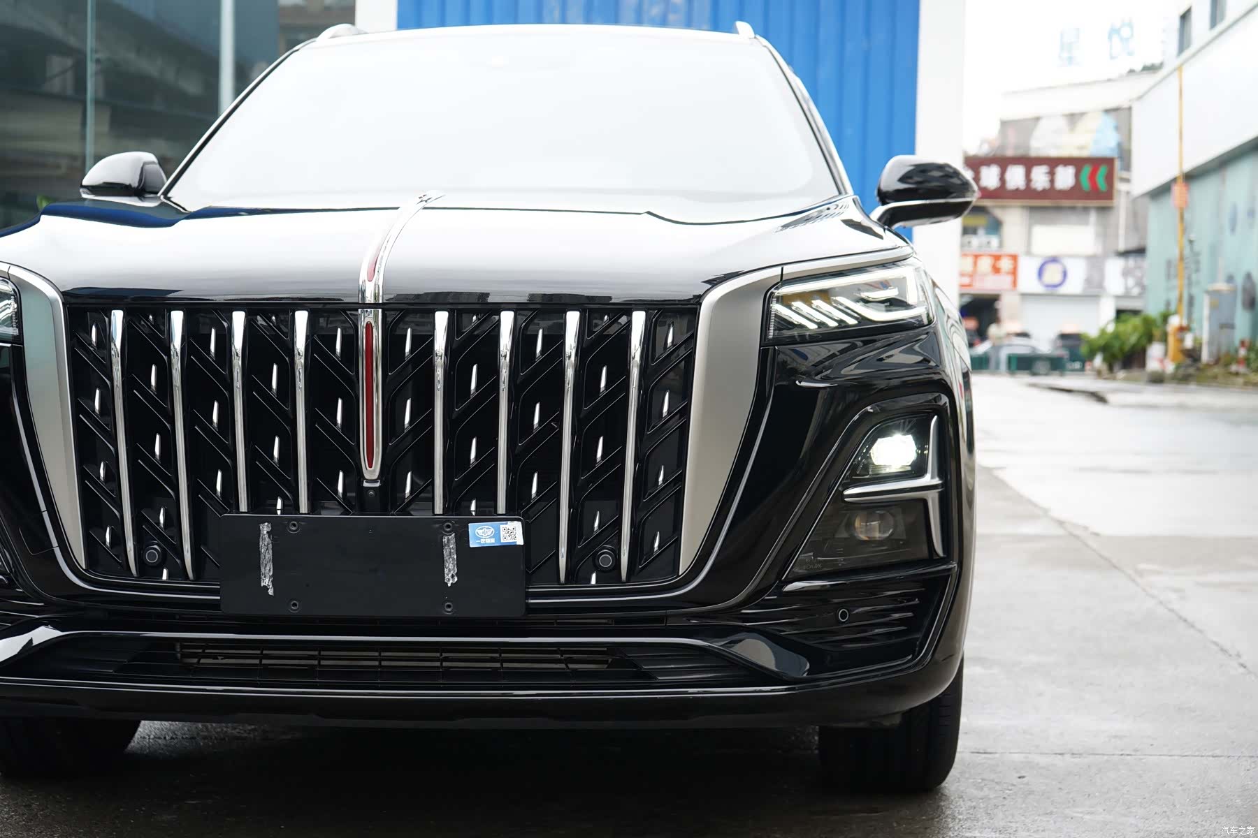 Hongqi HS5, 2024 11