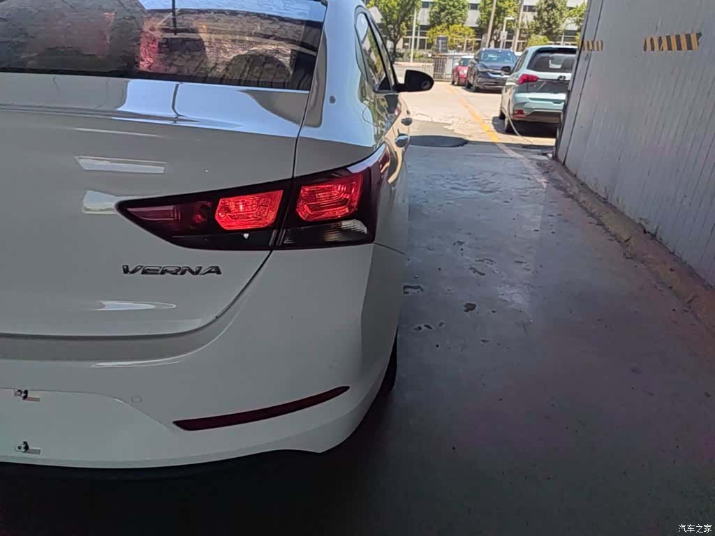 Hyundai GLS, 2017 8