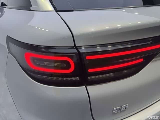 Leapmotor C11, 2022 16