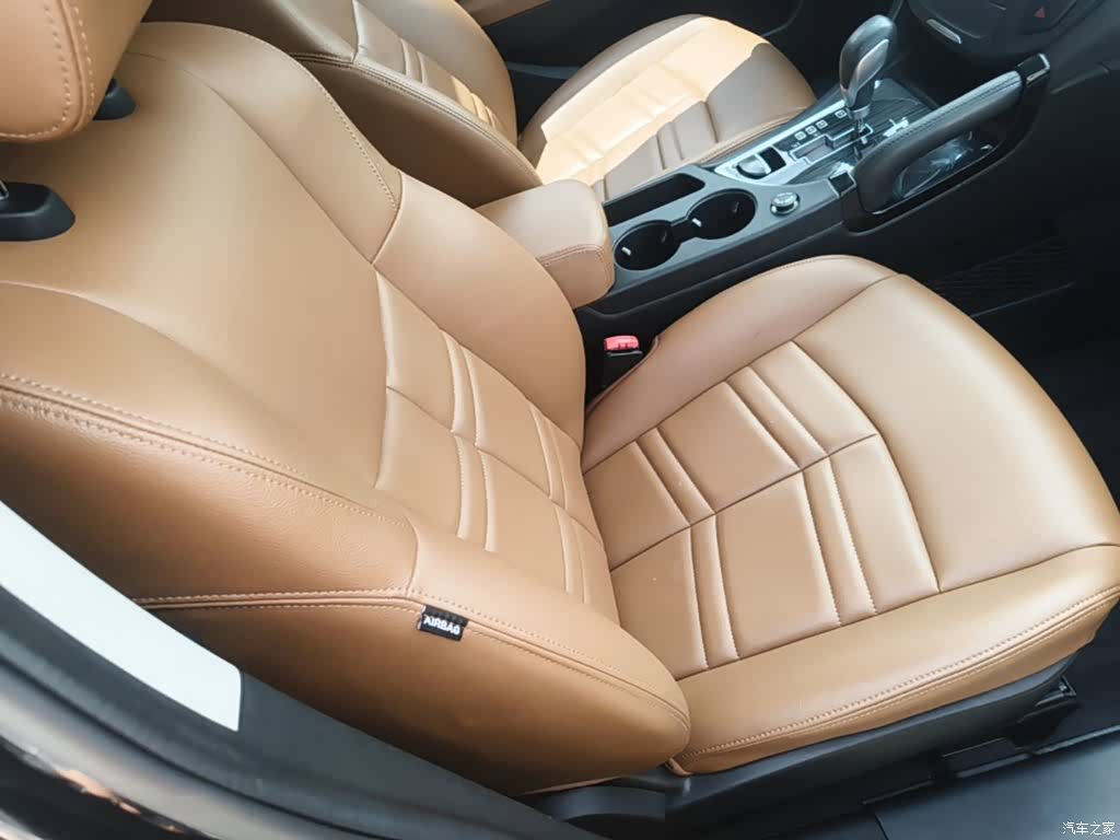 Nissan MX5, 2017 25