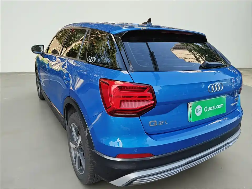 Audi Q2L