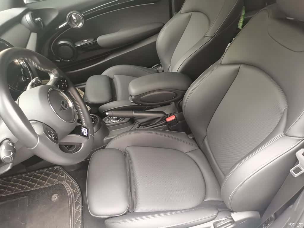 Mini Cooper, 2024 12