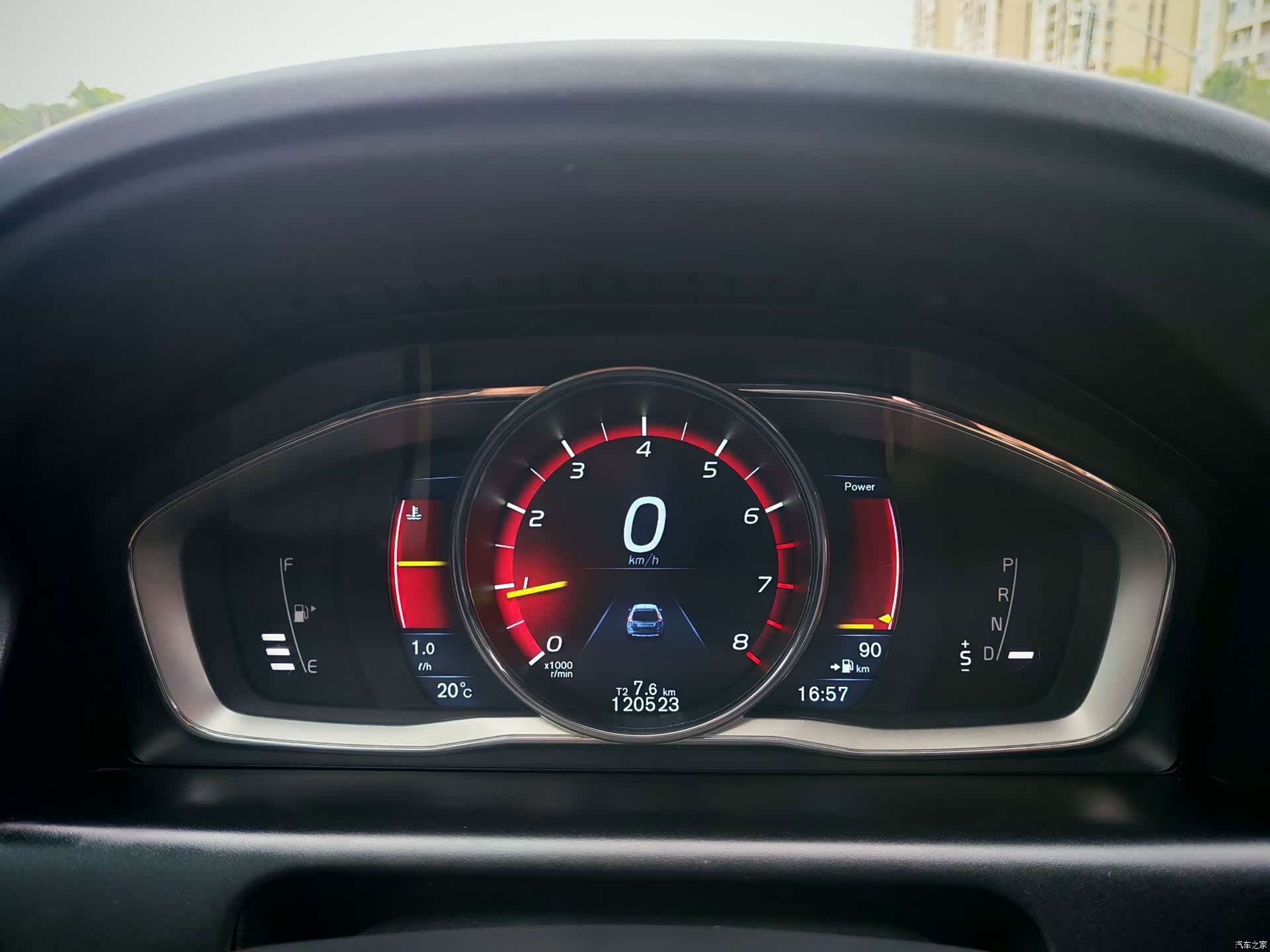 Volvo XC60, 2014 13