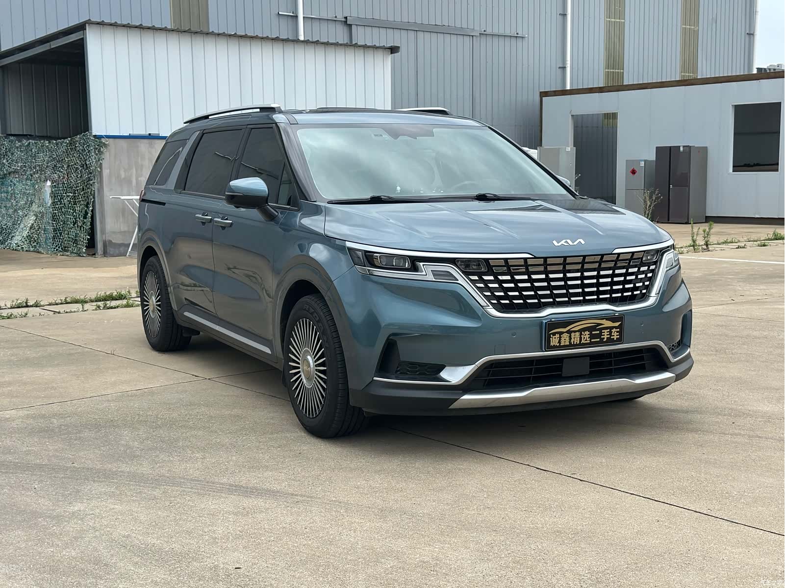 Kia Carnival, 2021 3