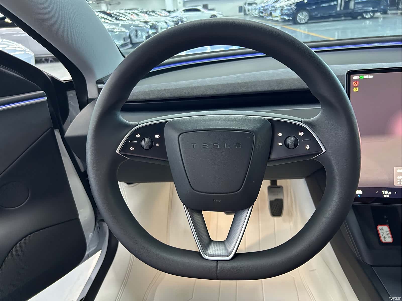 Tesla Model 3, 2024 6