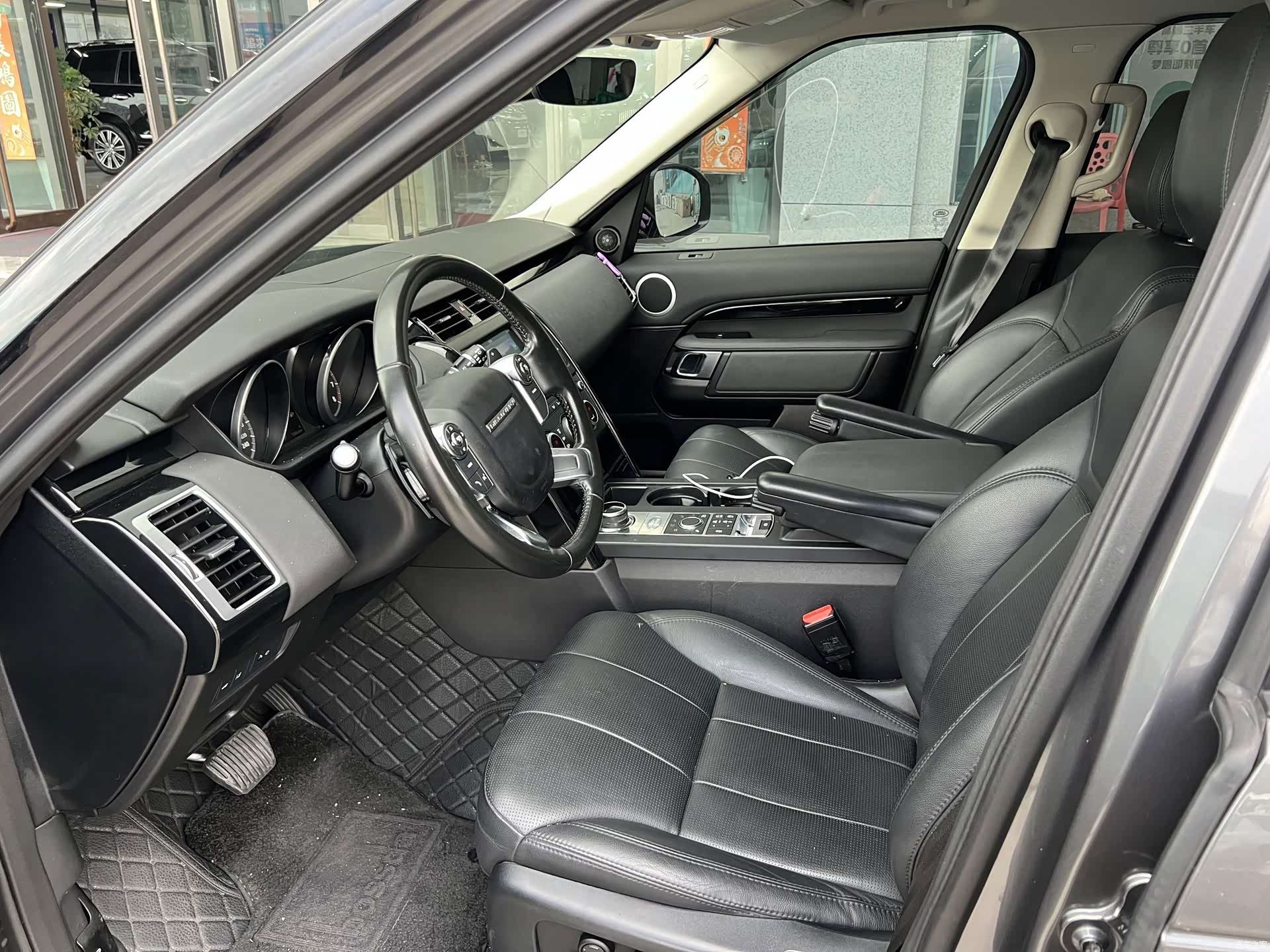 Land Rover Discovery, 2018 6
