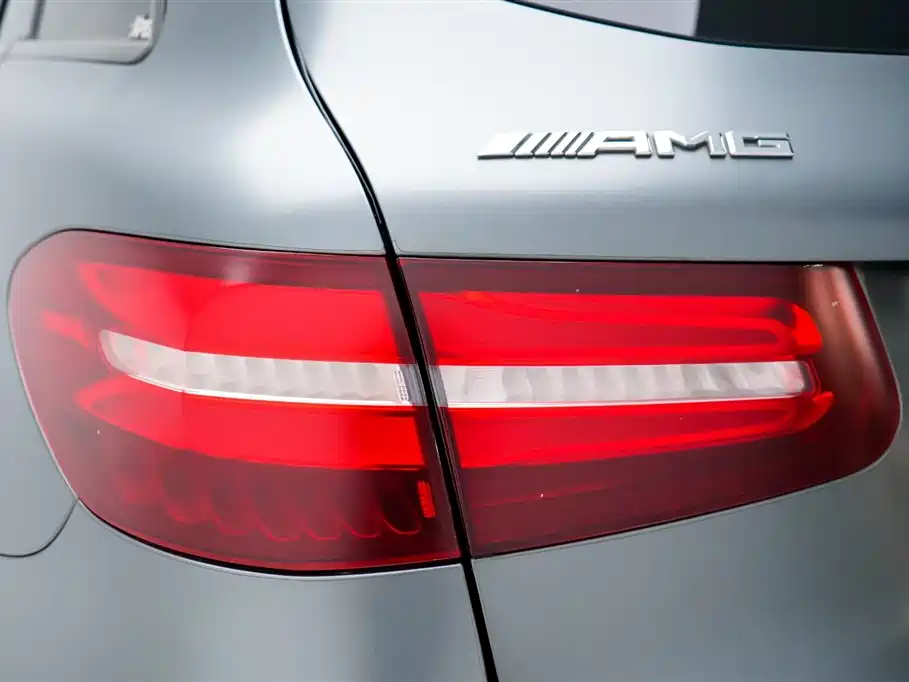 Mercedes-Benz GLC AMG