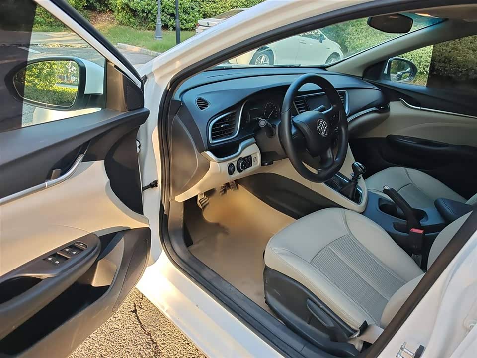 Buick Yinglang Buick Yinglang
