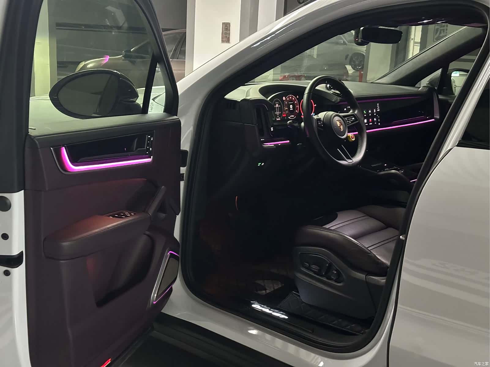 Porsche Cayenne, 2025 все фото