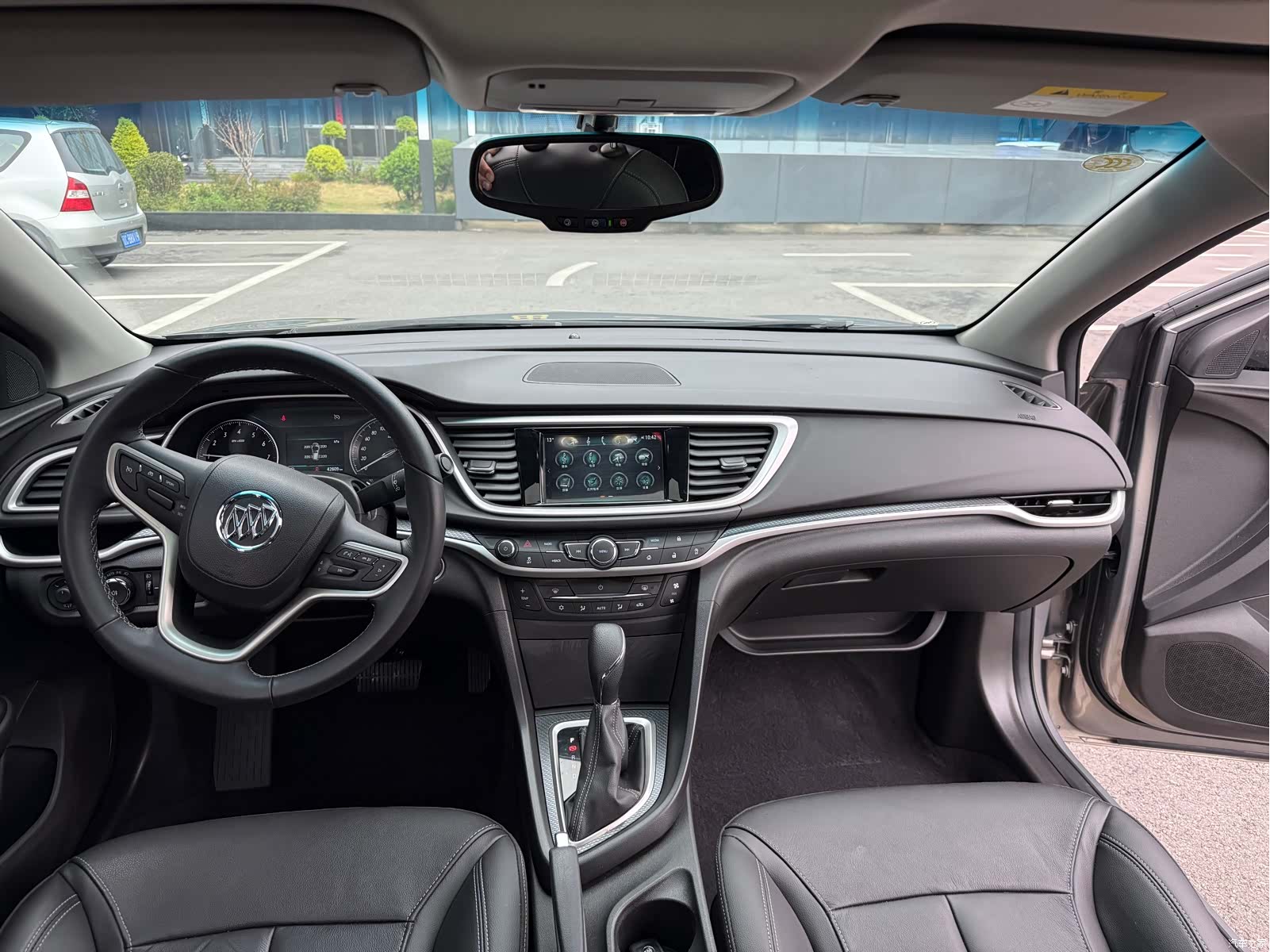 Buick V, 2019 14