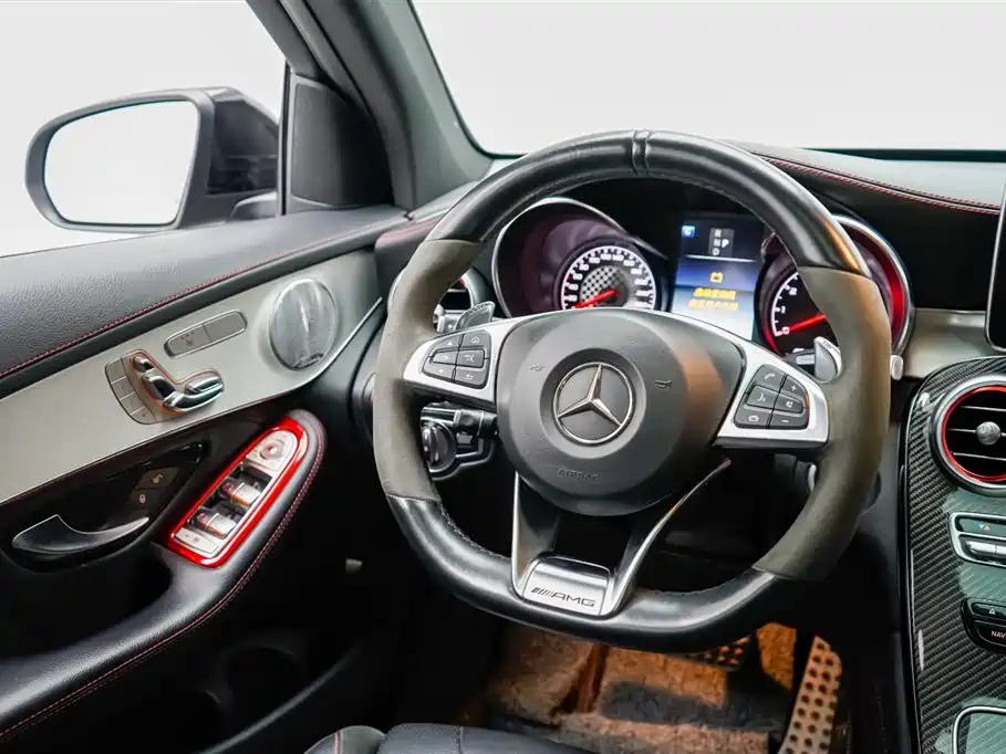 Mercedes-Benz GLC AMG