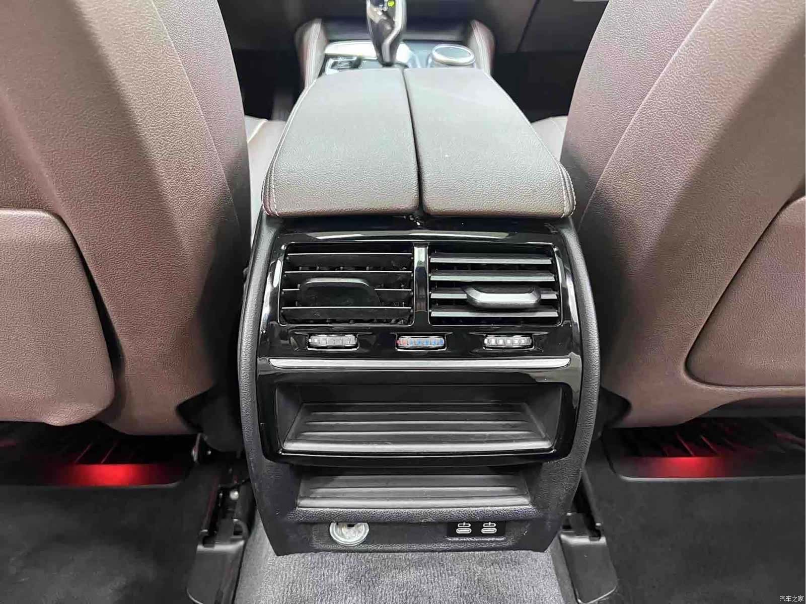 BMW 5 Series, 2021 11