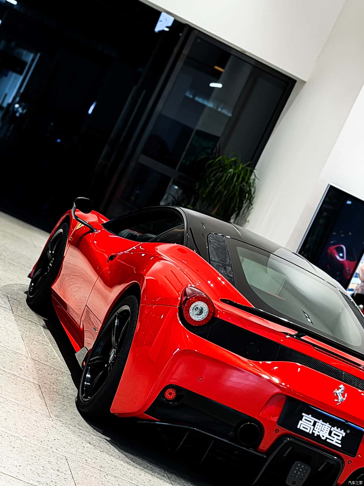 Ferrari 458, 2013 4