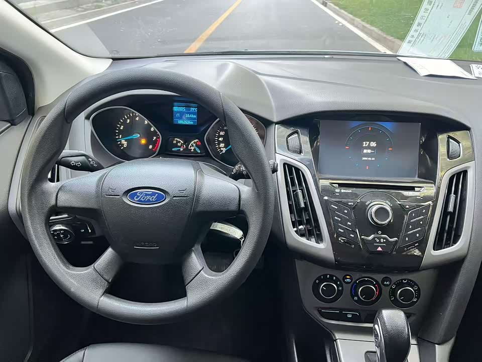 Ford Fox
