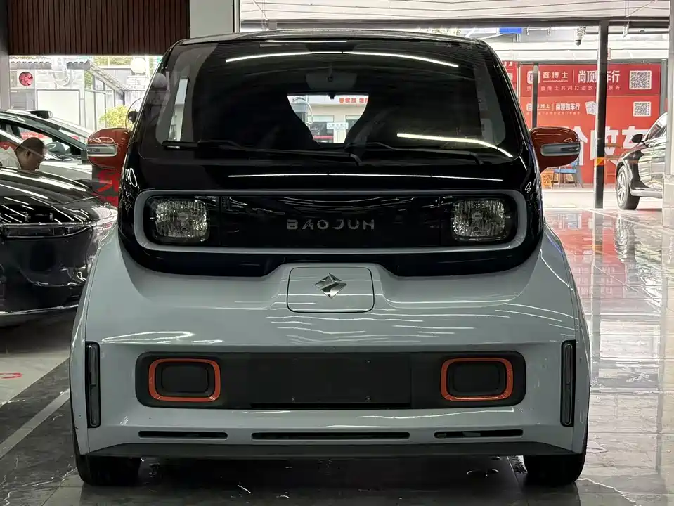 Baoding KiWi EV