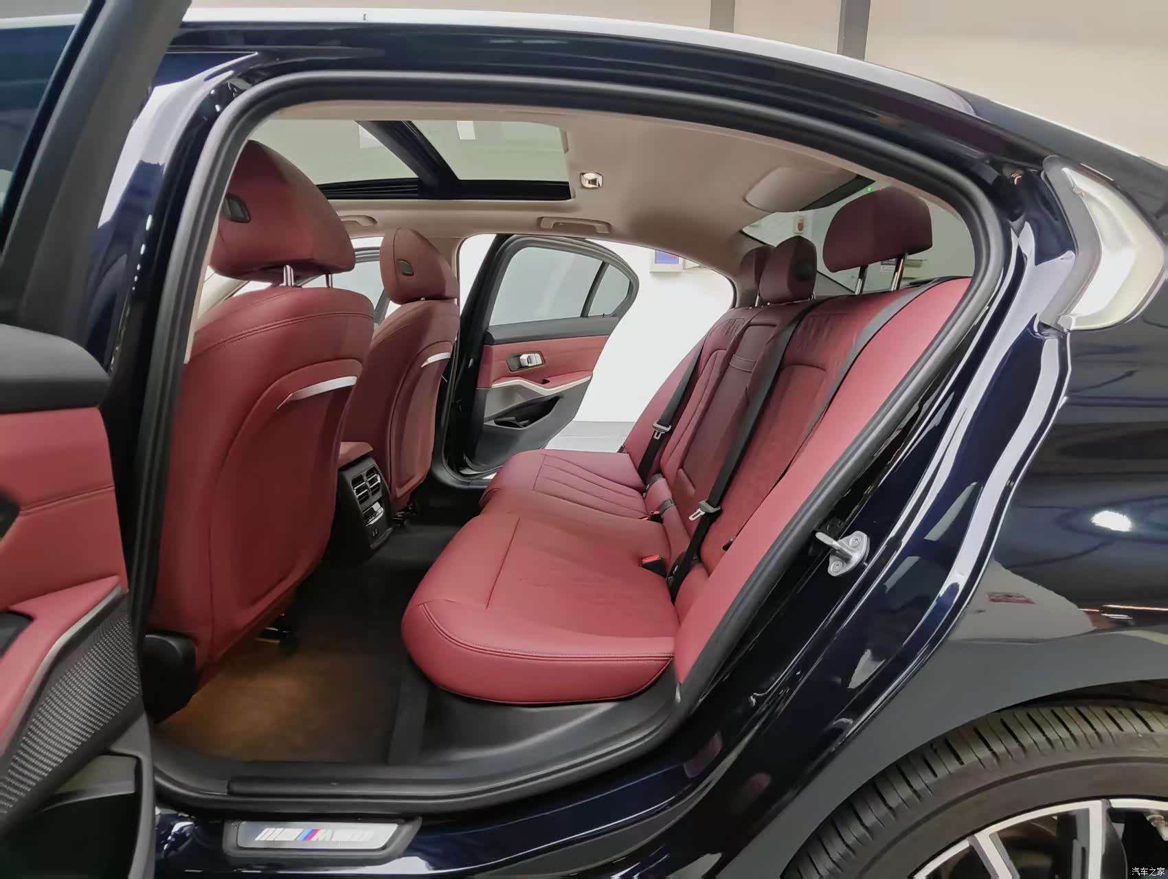 BMW 3 Series, 2023 10