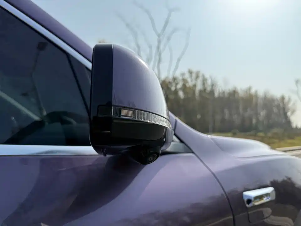 AITO Ask the world M5