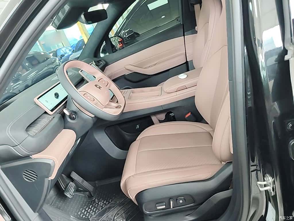 NIO EC6, 2025 11