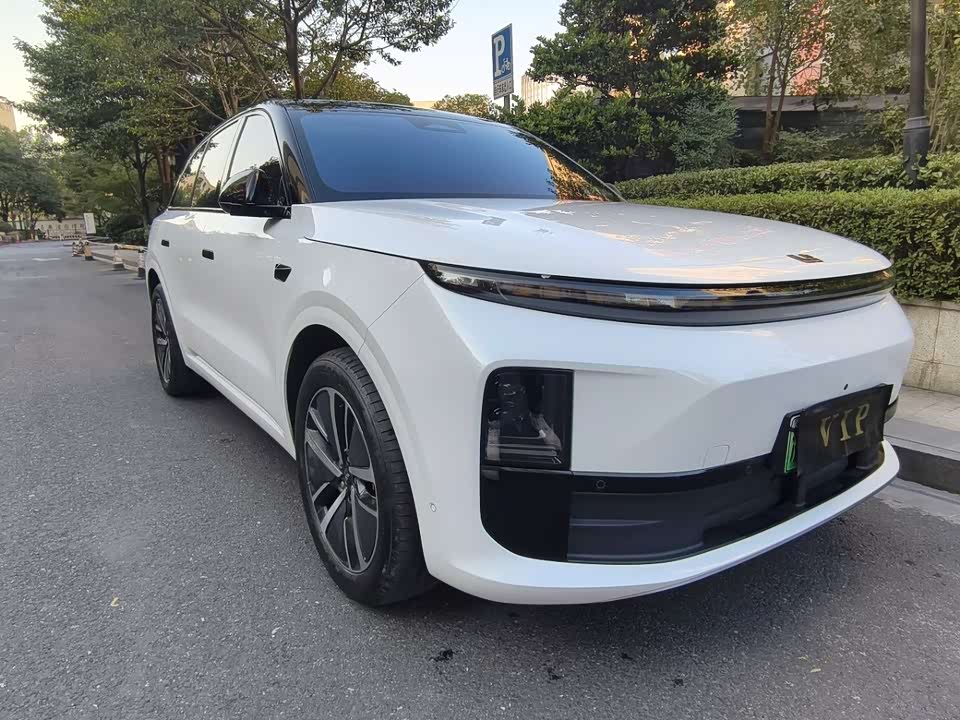 Li Auto Ideal L6