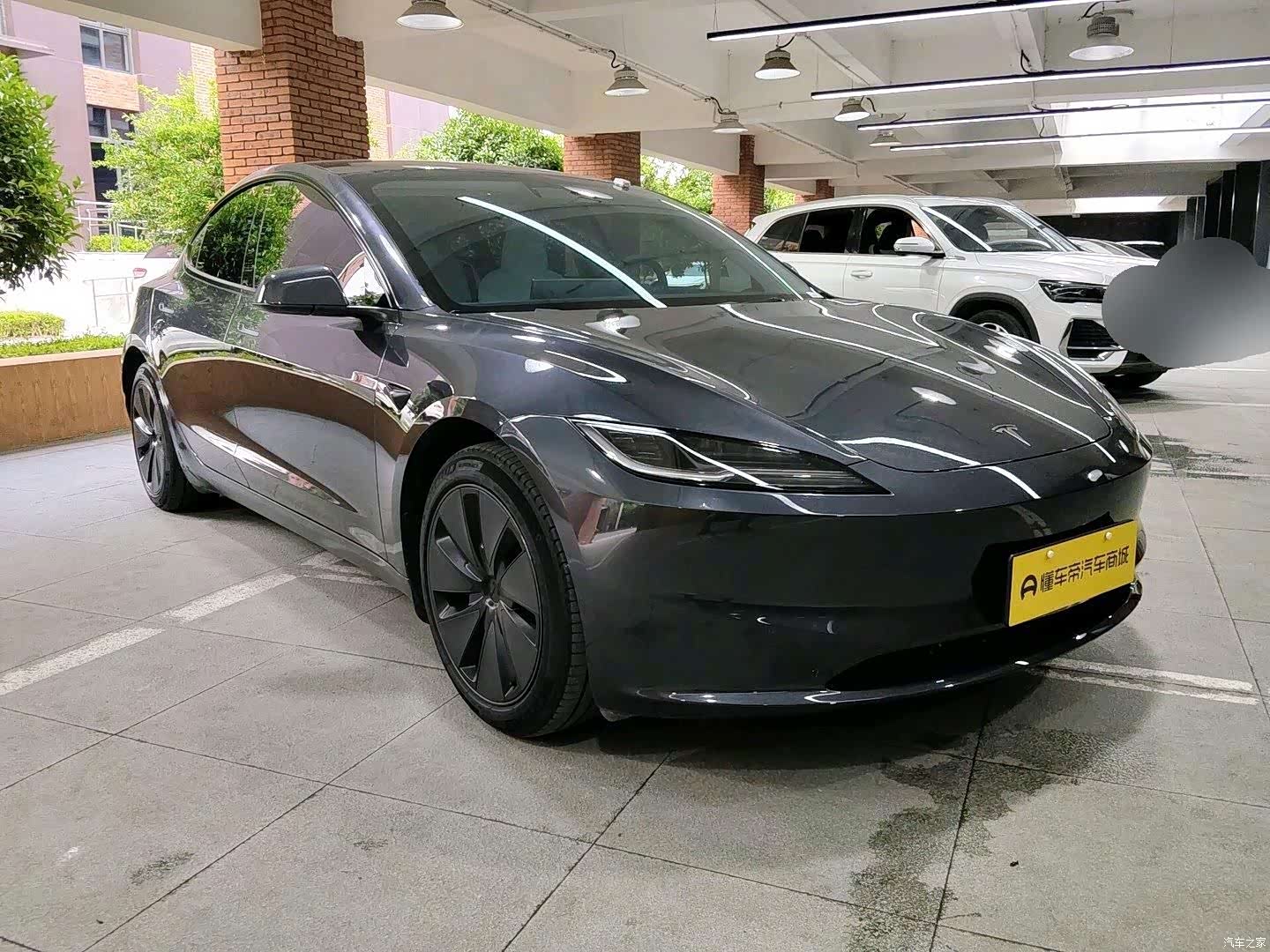 Tesla Model 3, 2024 6