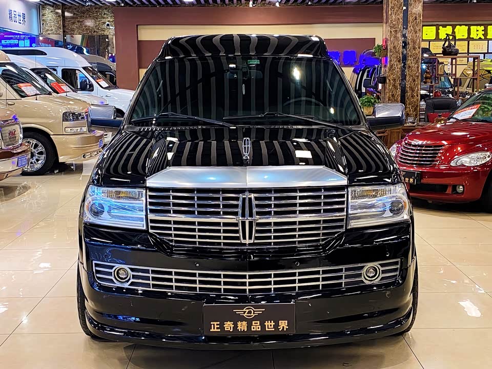 Lincoln Navigator
