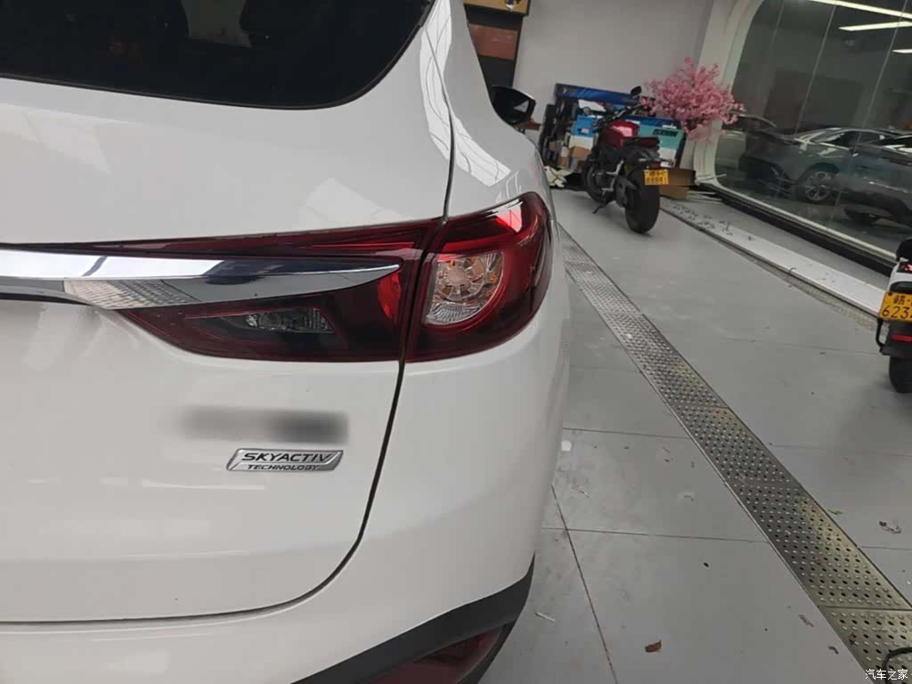 Mazda CX-4, 2019 8