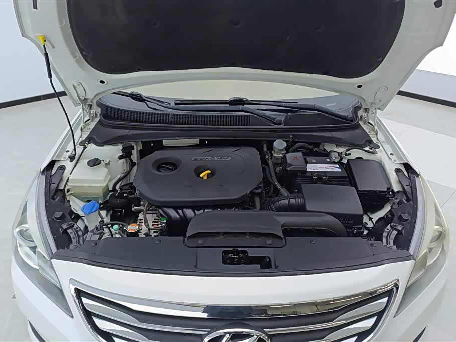 Hyundai Name picture