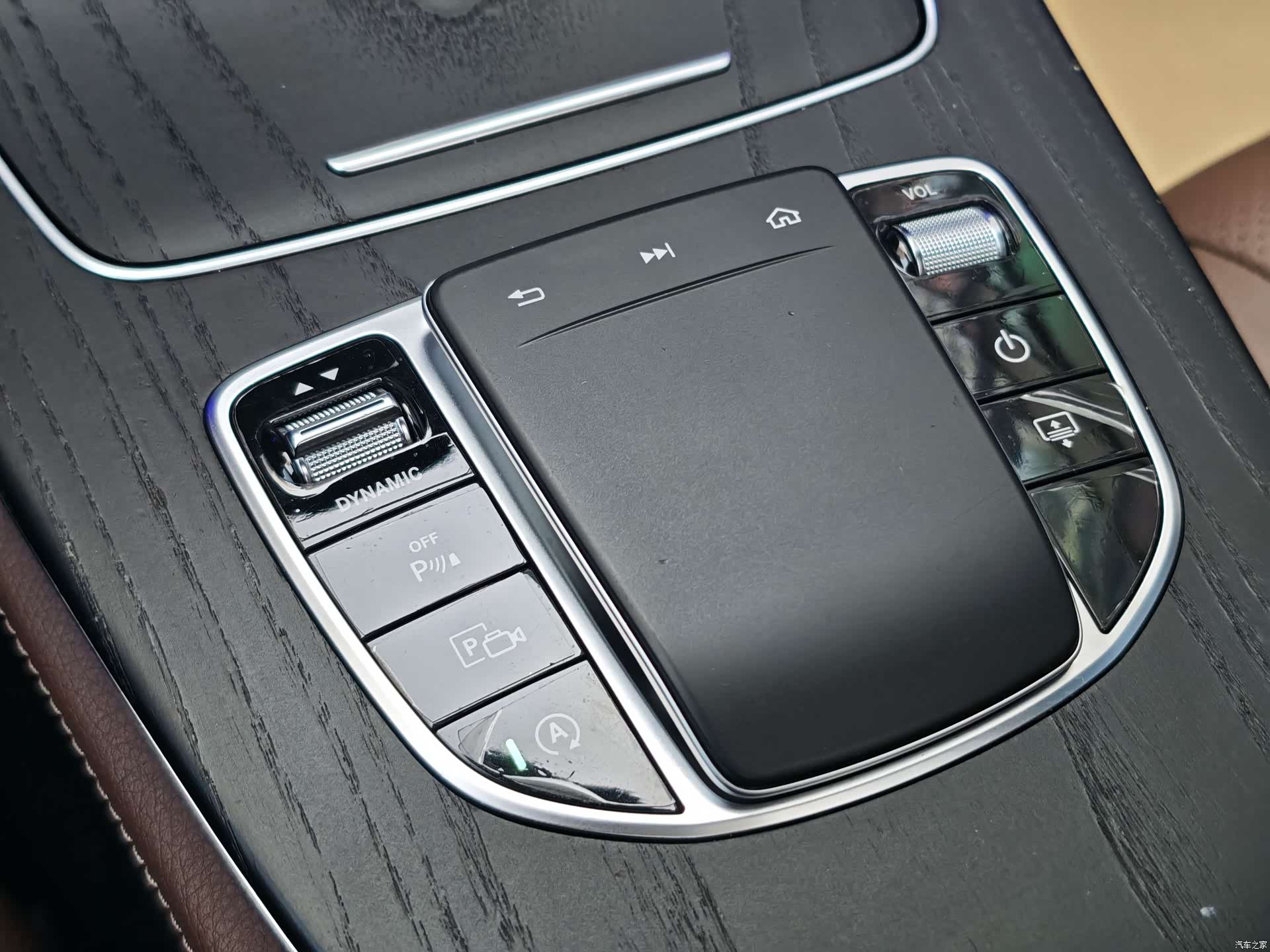 Mercedes-Benz E-Class, 2020 28