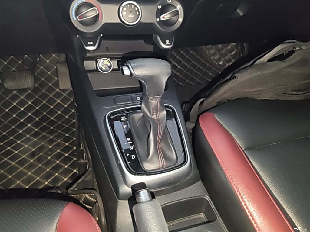 Kia KX, 2018 14