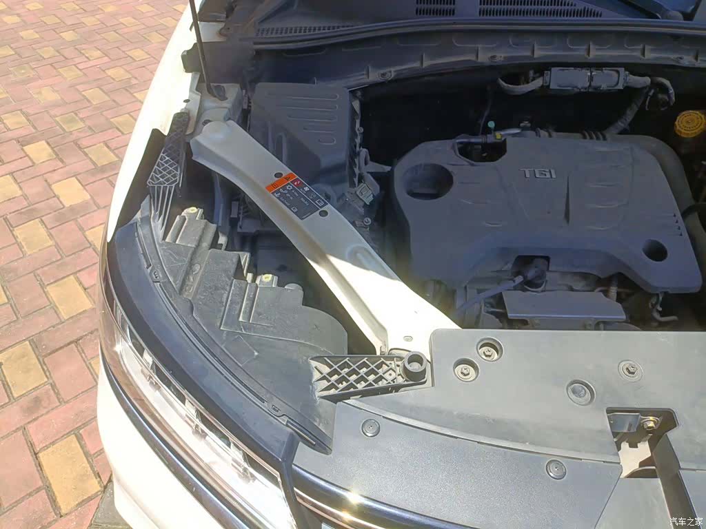 Roewe RX5, 2019 21