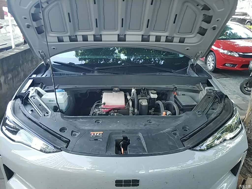 Geely Galaxy E5, 2024 20