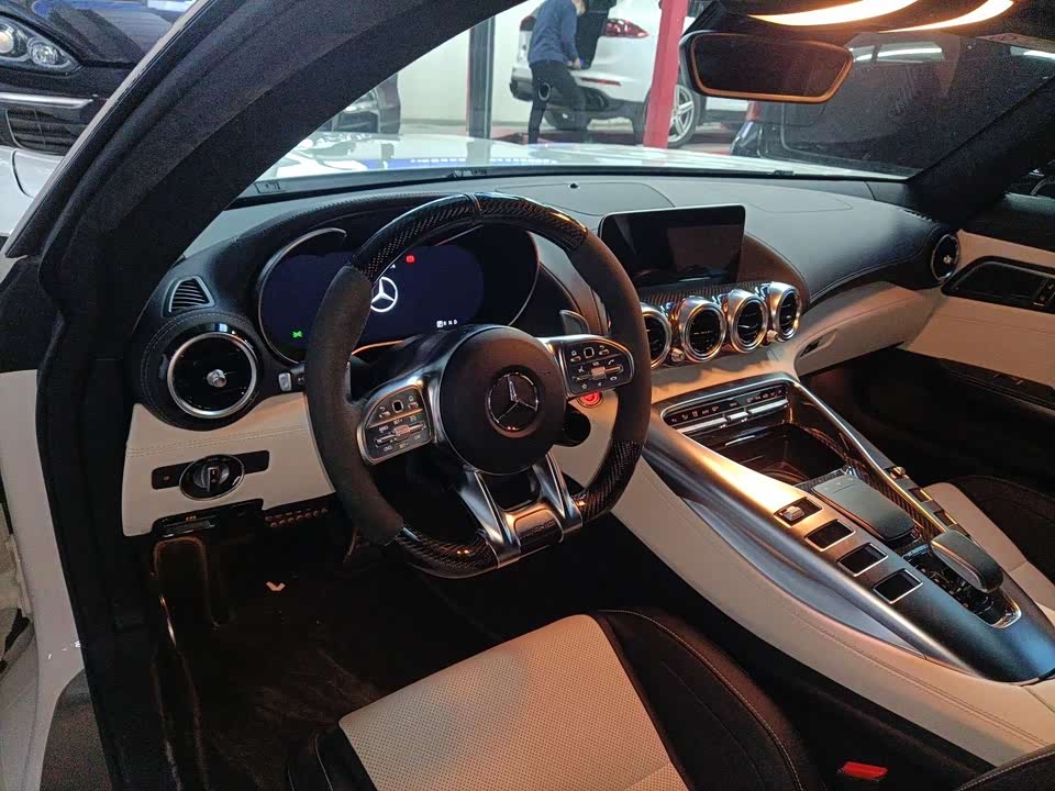 Mercedes-Benz AMG GT Mercedes-Benz AMG GT
