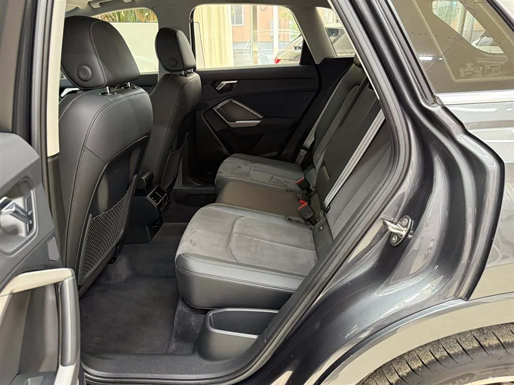 Audi Q3, 2023 18