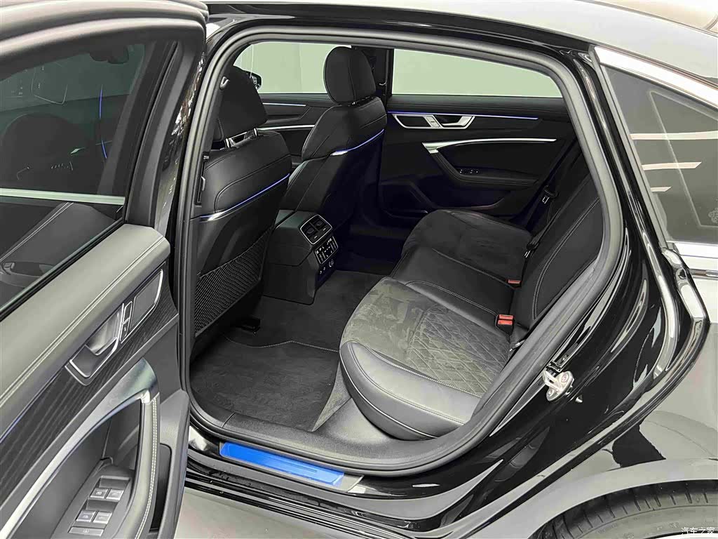 Audi A6L, 2024 15