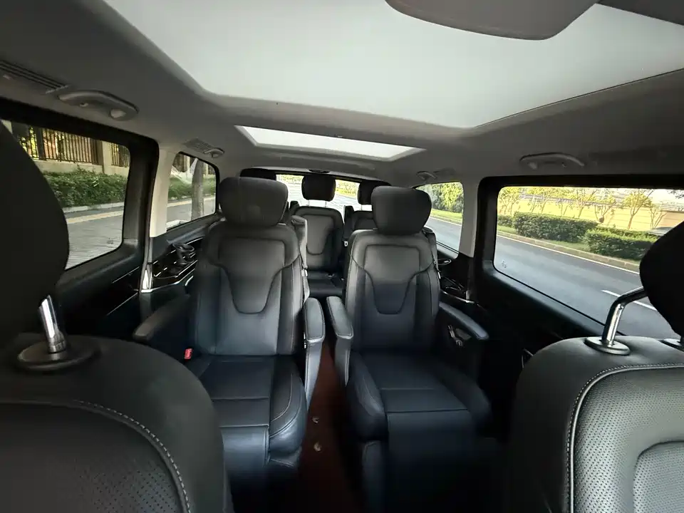 Mercedes-Benz V-class