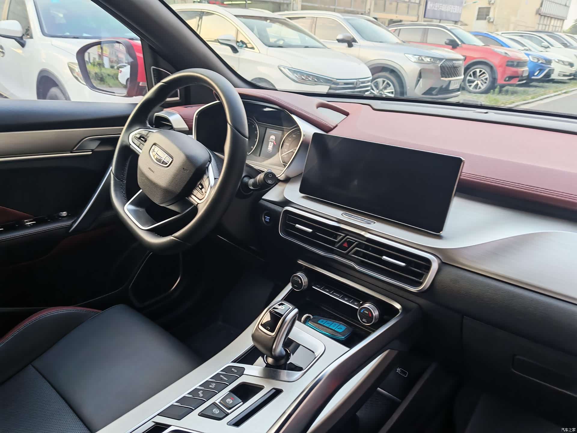 Geely Coolray, 2021 18