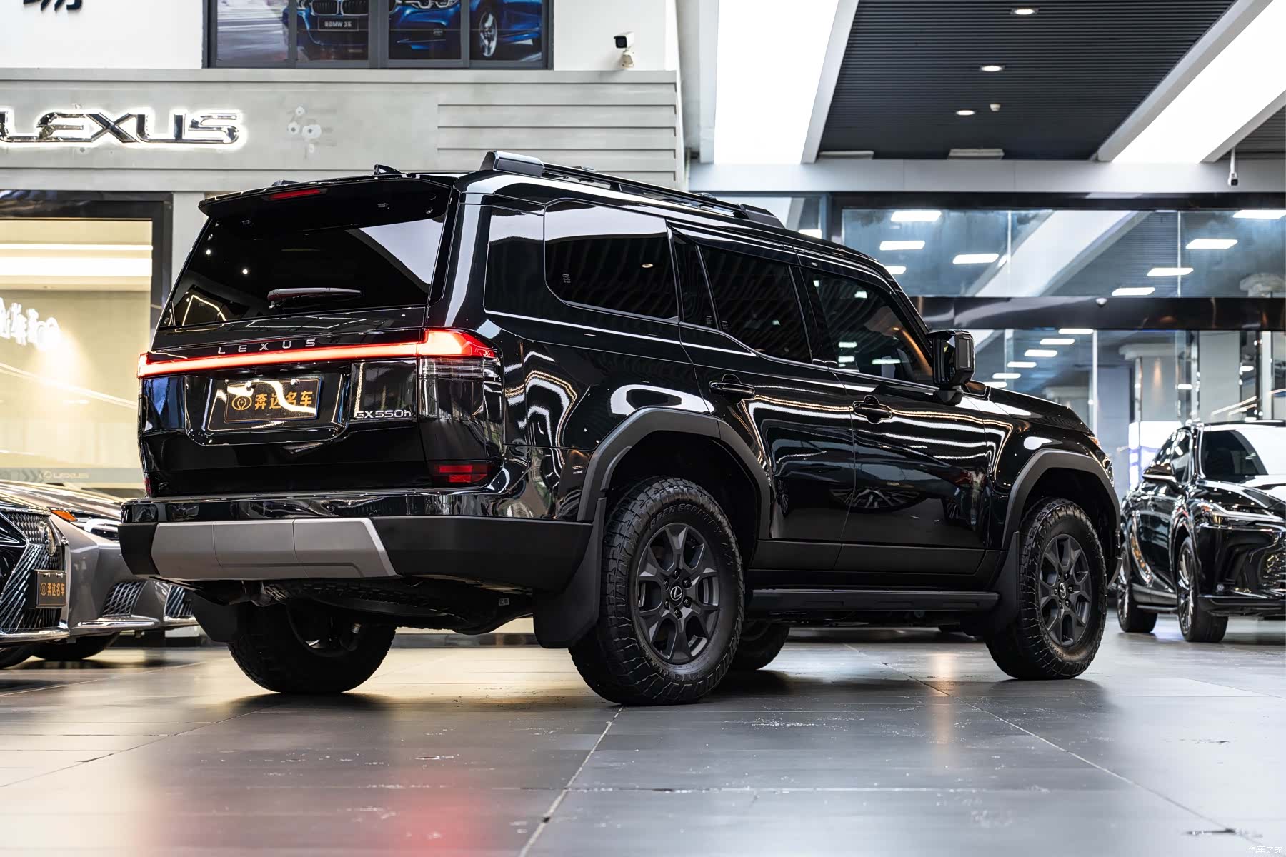 Lexus GX, 2025 3