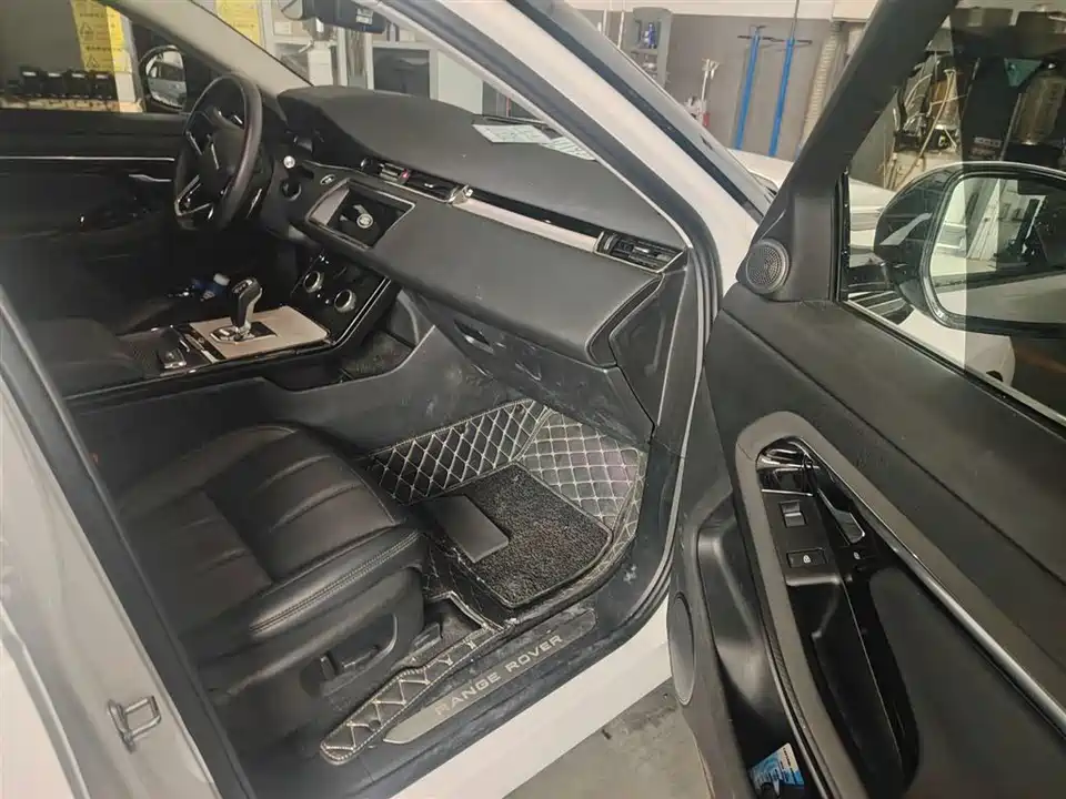 Land Rover Range Rover Aurora