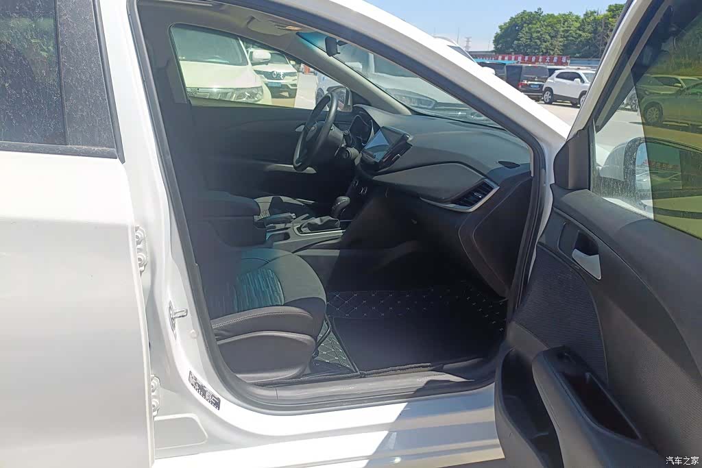 Chevrolet 320, 2018 8