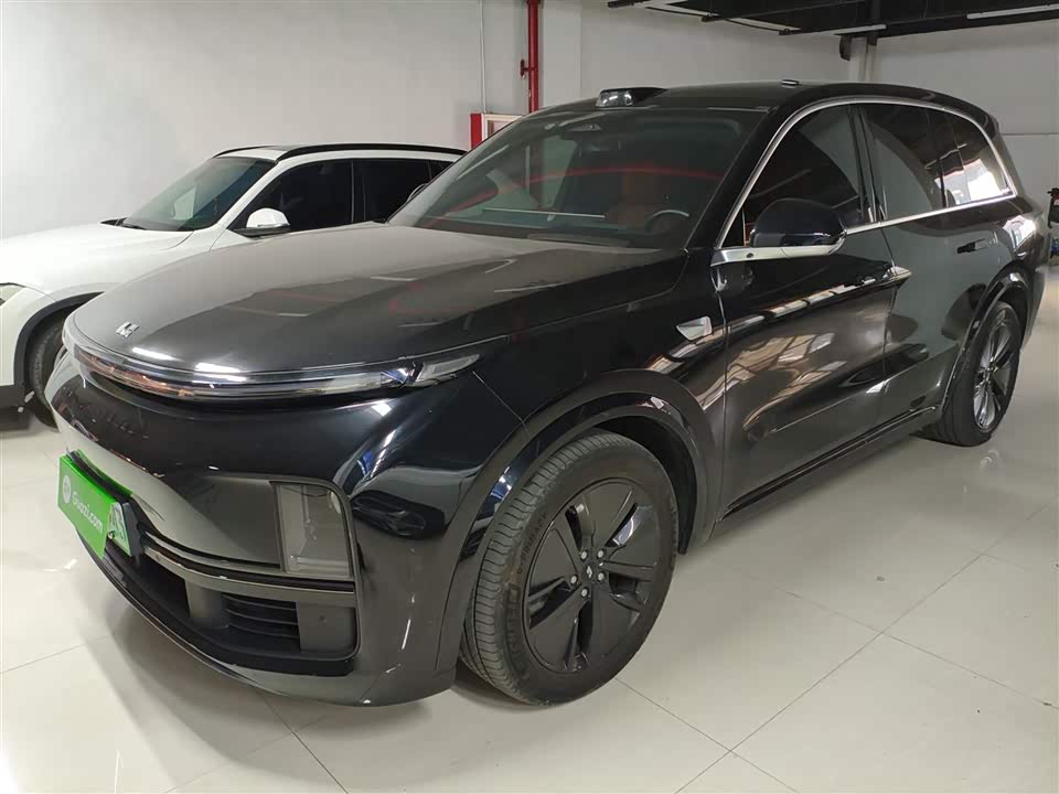 Li Auto Ideal L8