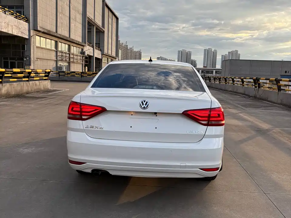 Volkswagen Lavida